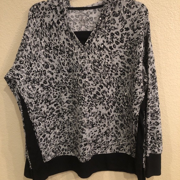 Cuddl Duds Tops - Cuddl Duds Women's Lightweight Comfort Hoodie Print Rib Trim Detail Large